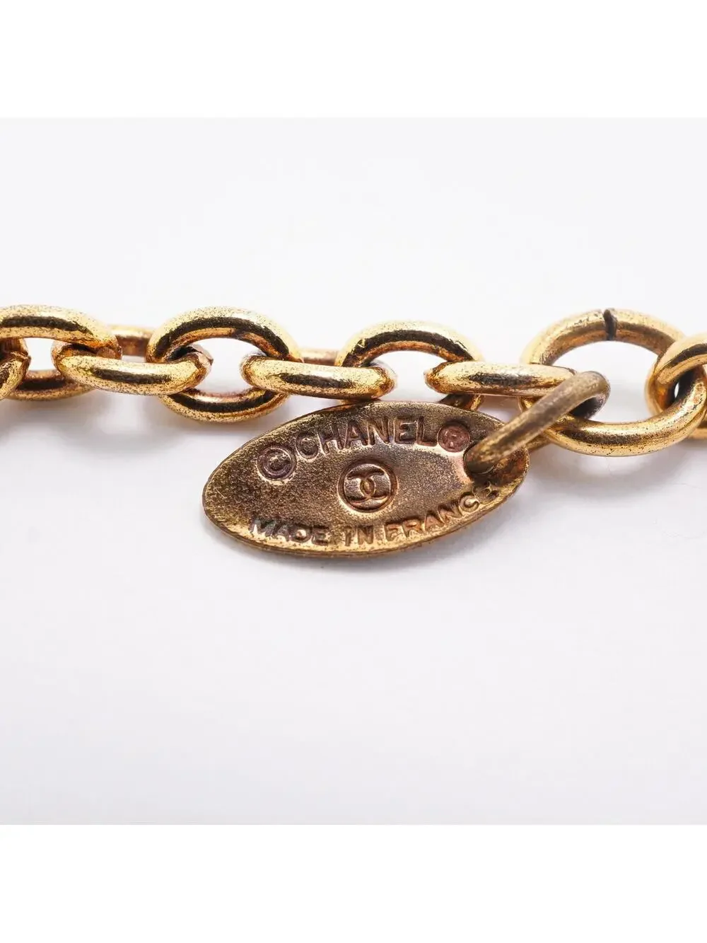 Chanel elevate your